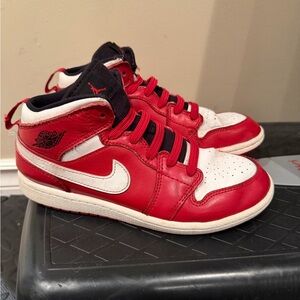 🔥 Nike Jordan Kids Red, White & Black High-Top Sneakers